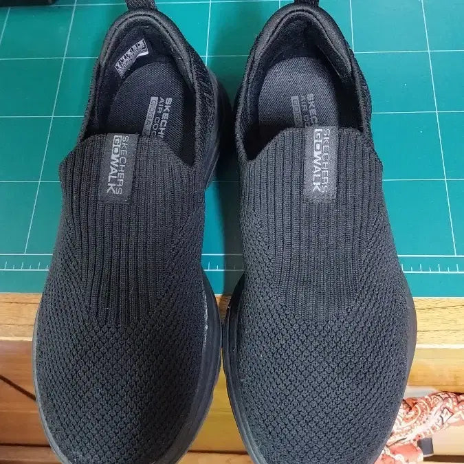 [SOLD OUT] 스케쳐스 고워크 워킹화.230