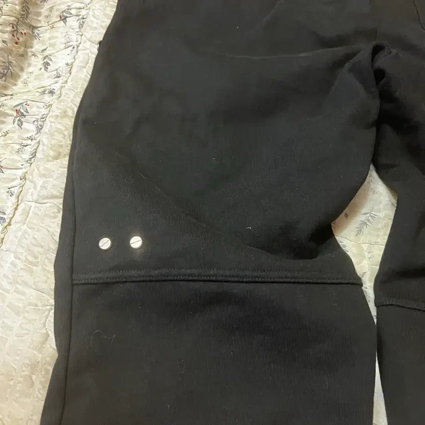 [SOLD OUT] [L] 로어링가드 오블리크 지퍼 헤비 웨이트 팬츠 블랙