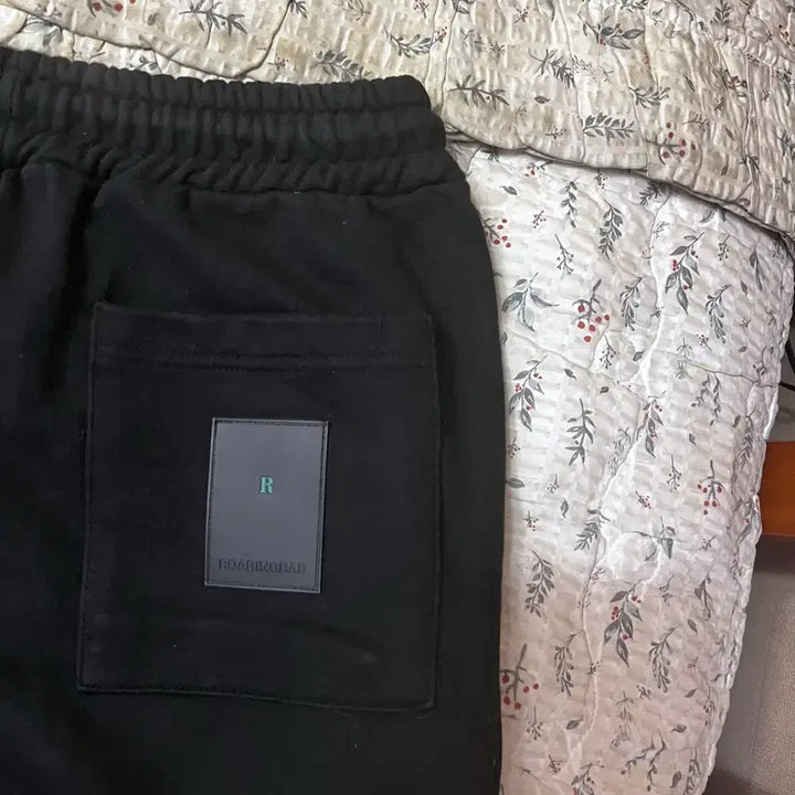 [SOLD OUT] [L] 로어링가드 오블리크 지퍼 헤비 웨이트 팬츠 블랙