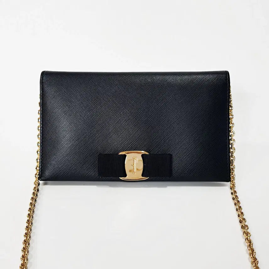 [BUNJANG] Ferragamo Ginny Chain Wallet Crossbody Bag / 정품)페라가모 지니 체인 지갑 크로스백