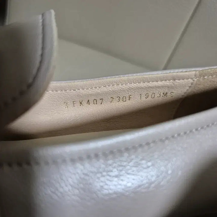 [BUNJANG] Hush Puppies Leather Loafers / 허시파피 양가죽 로퍼