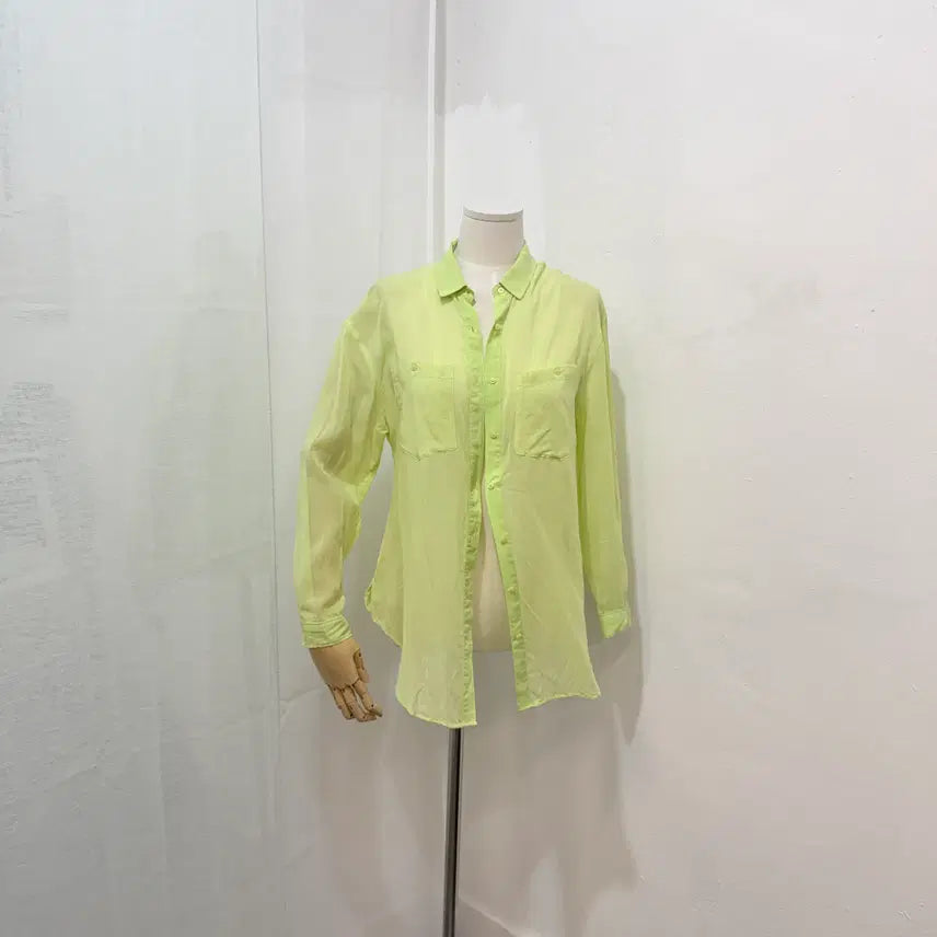 [SOLD OUT] (S)미쏘 살안타템 형광연두셔츠 썸머셔츠 3360