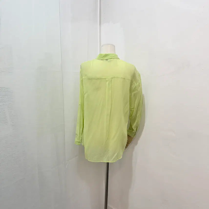 [SOLD OUT] (S)미쏘 살안타템 형광연두셔츠 썸머셔츠 3360