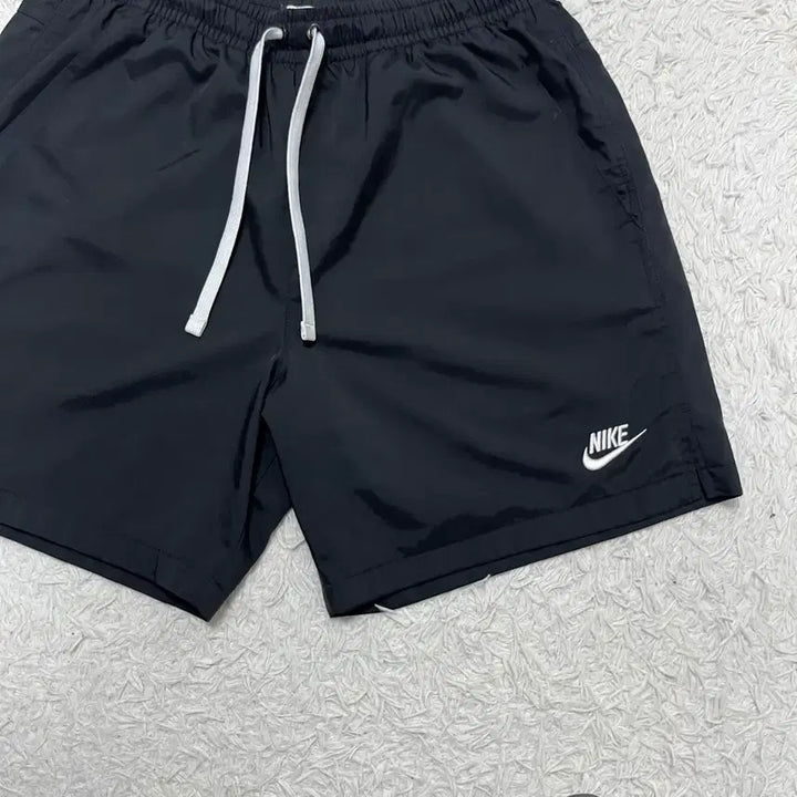 [SOLD OUT] 나이키 nsw 우븐 플로우 쇼츠