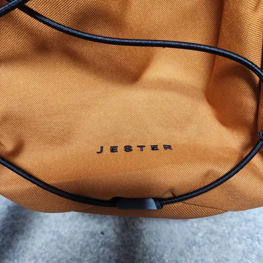 [BUNJANG] The North Face Jester Backpack Orange / 노스페이스 제스터 백팩 오렌지색