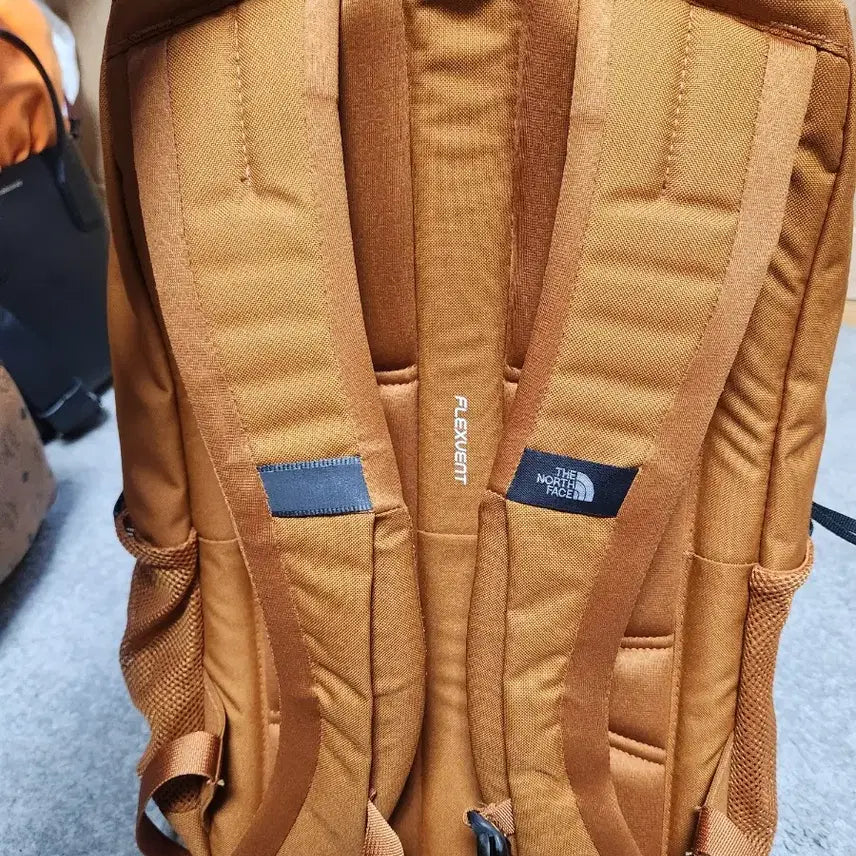 [BUNJANG] The North Face Jester Backpack Orange / 노스페이스 제스터 백팩 오렌지색