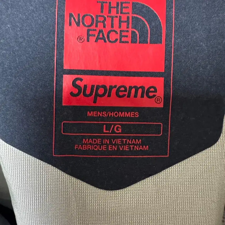 [BUNJANG] Supreme x North Face Times Square Windbreaker Jacket / 슈프림 x 노스페이스 타임스퀘어 바람막이 자켓