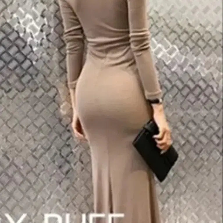 [BUNJANG] Unopened Black Ribbed Turtleneck Long Dress / 골지 목폴라 롱 원피스 블랙M미개봉 얇은면소재