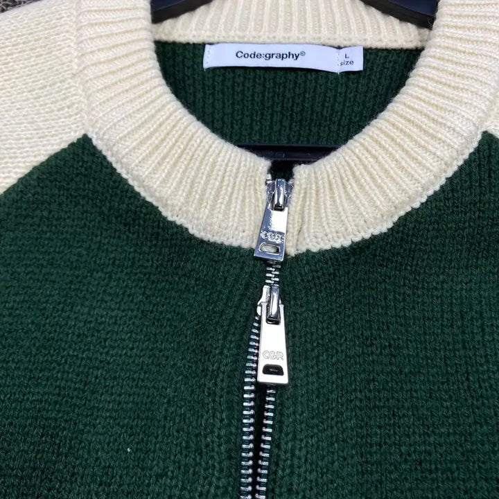 [BUNJANG] Code:Graphy Sporty Raglan Knit Zip-up / 코드그라피 스포티 나그랑 니트집업