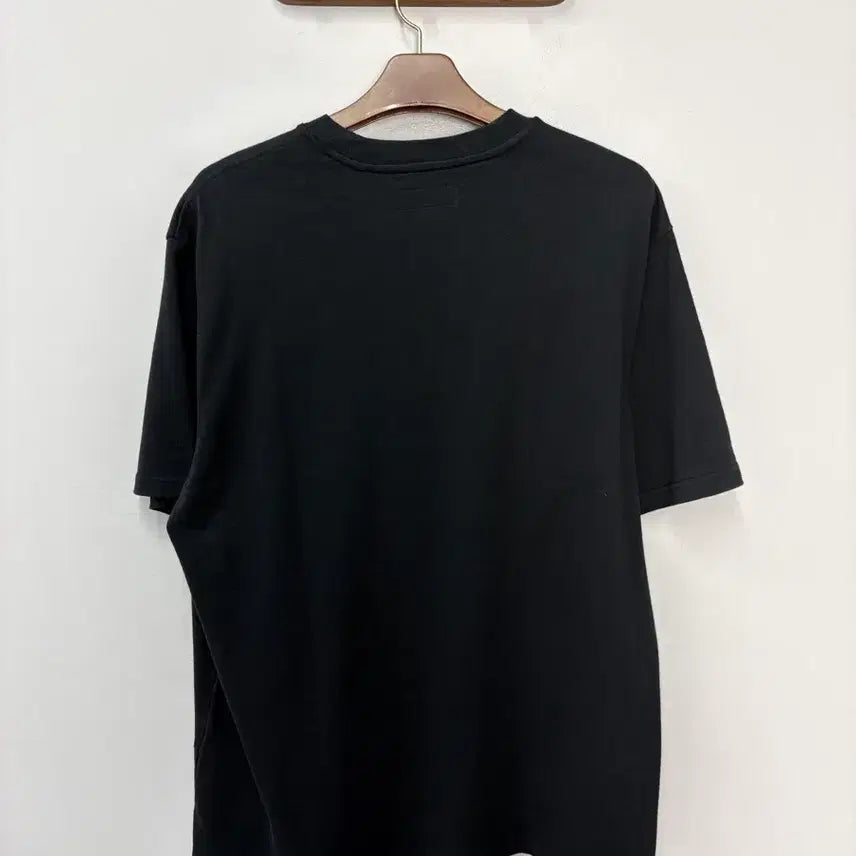 [SOLD OUT] 슈프림 사틴 아플리케 숏슬리브 탑 블랙 반팔 A3779