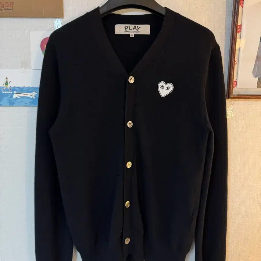 [SOLD OUT] [M]꼼데가르송 플레이 화이트와펜 가디건 블랙
