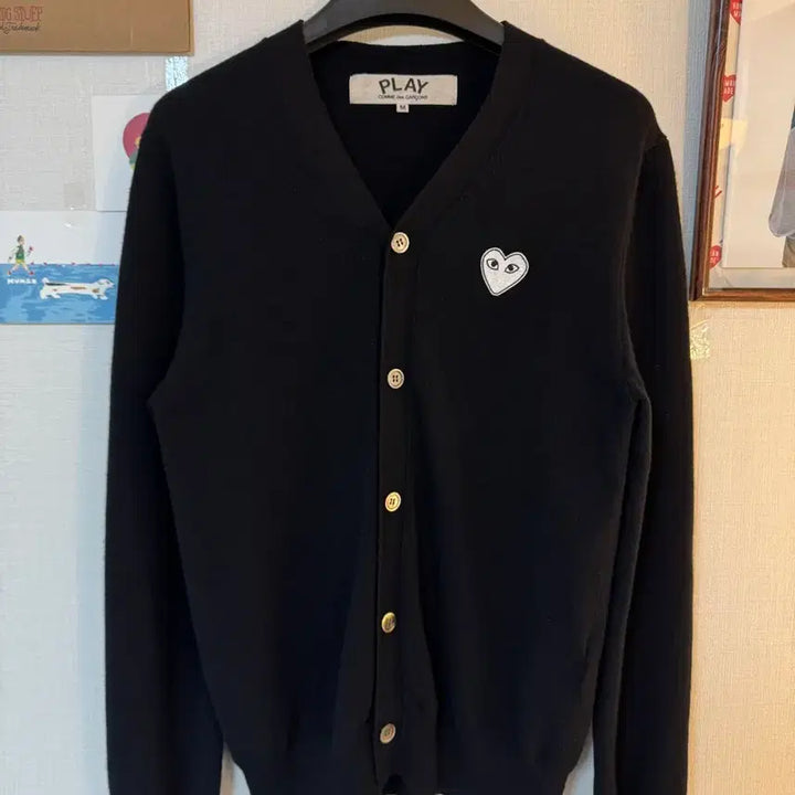 [SOLD OUT] [M]꼼데가르송 플레이 화이트와펜 가디건 블랙