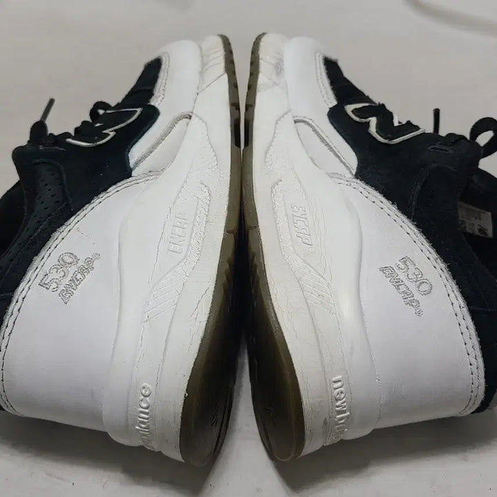 [BUNJANG] New Balance 530 Black Sneakers / 1) 250 뉴발란스 530 블랙 스니커즈
