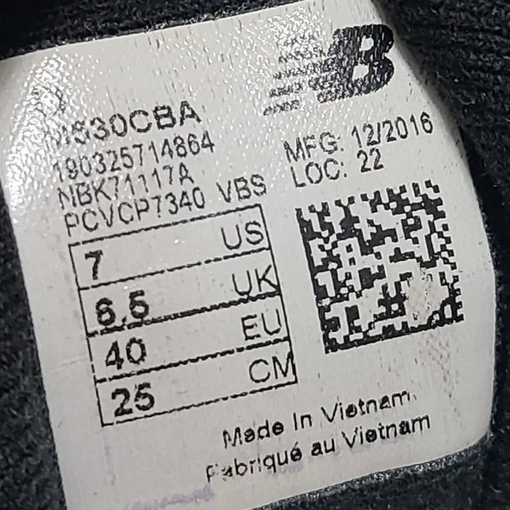 [BUNJANG] New Balance 530 Black Sneakers / 1) 250 뉴발란스 530 블랙 스니커즈