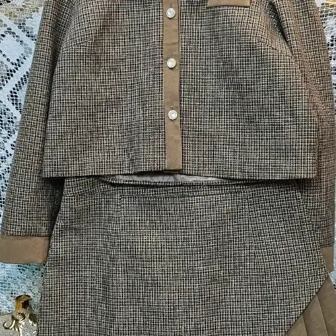 [BUNJANG] Vintage Checkered Crop Jacket and Skirt Set / 빈티지 체크 자켓 브라운 칼라 크롭스커트