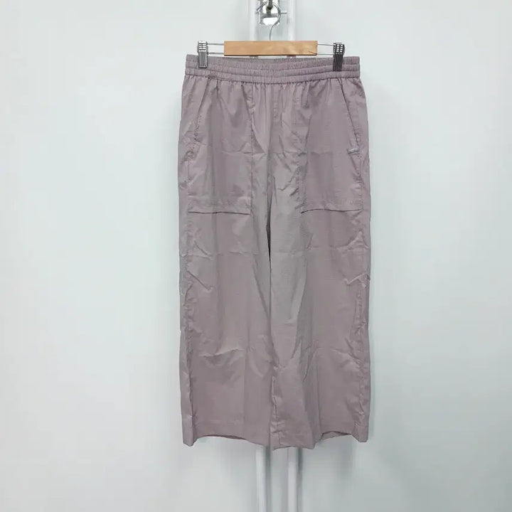 [BUNJANG] Eddie Bauer 22SS 7/8 Training Pants / 에디바우어 22SS 8부 트레이닝 바지 방풍 27-28