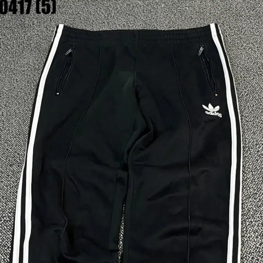 [BUNJANG] Adidas Three Stripes Training Pants Black / 아디다스 삼선 트레이닝 바지 블랙