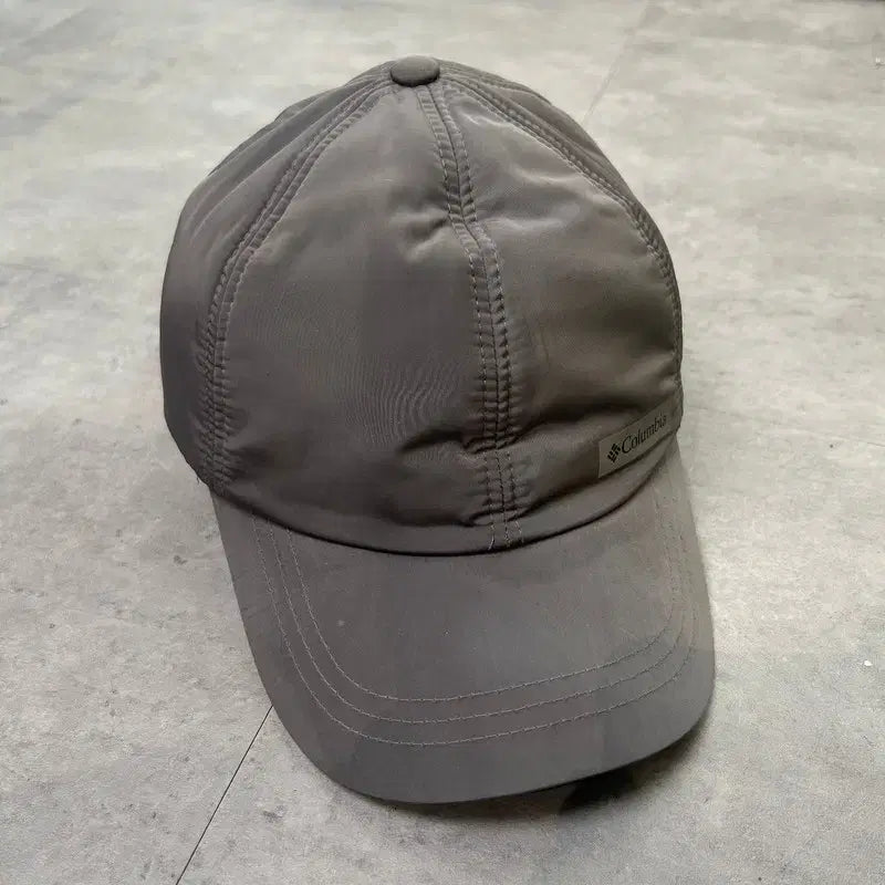 [BUNJANG] OS Columbia Gorpcore String Ball Cap Charcoal / OS 컬럼비아 고프코어 스트링 볼캡 모자 차콜