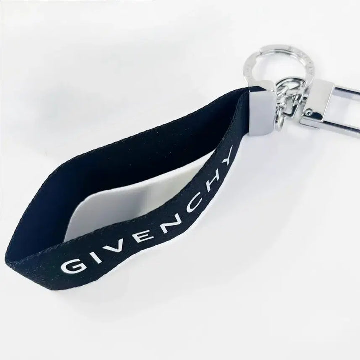 [BUNJANG] Givenchy Keyring / 지방시 키링