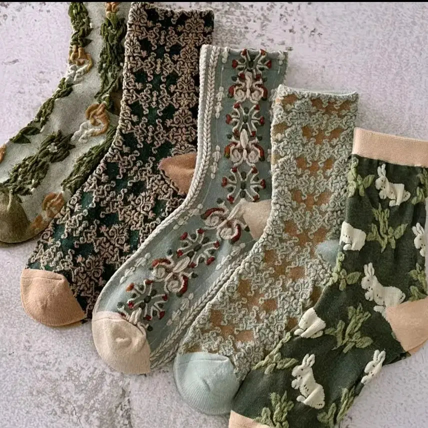 [BUNJANG] Floral Embroidery Socks (5 Pairs) / 플라워 패턴 자수 양말 5쌍