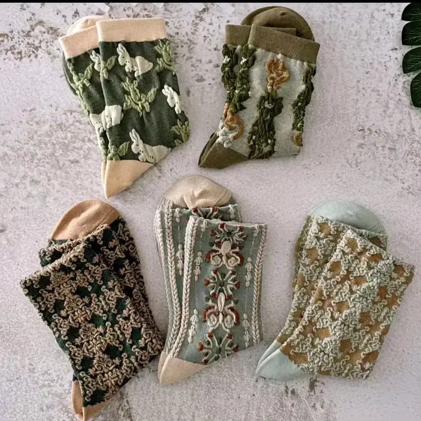 [BUNJANG] Floral Embroidery Socks (5 Pairs) / 플라워 패턴 자수 양말 5쌍