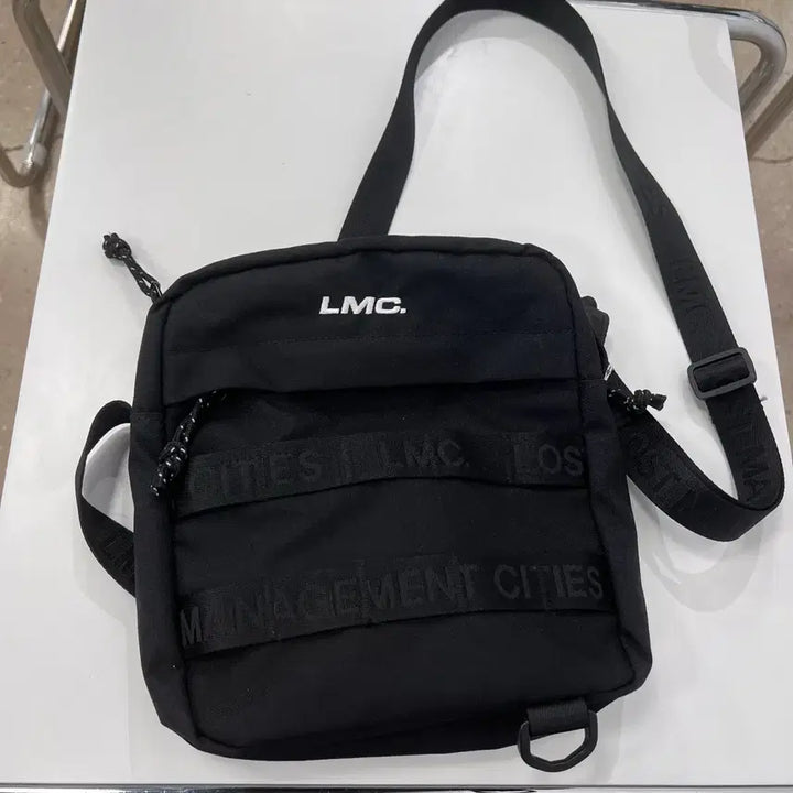 [SOLD OUT] 엘엠씨 LMC 미니백 크로스백 슬링백