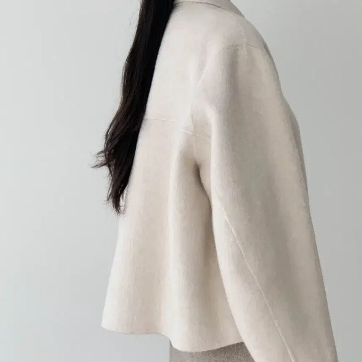 [SOLD OUT] 헬베티카 울90 핸드메이드 숏 코트
