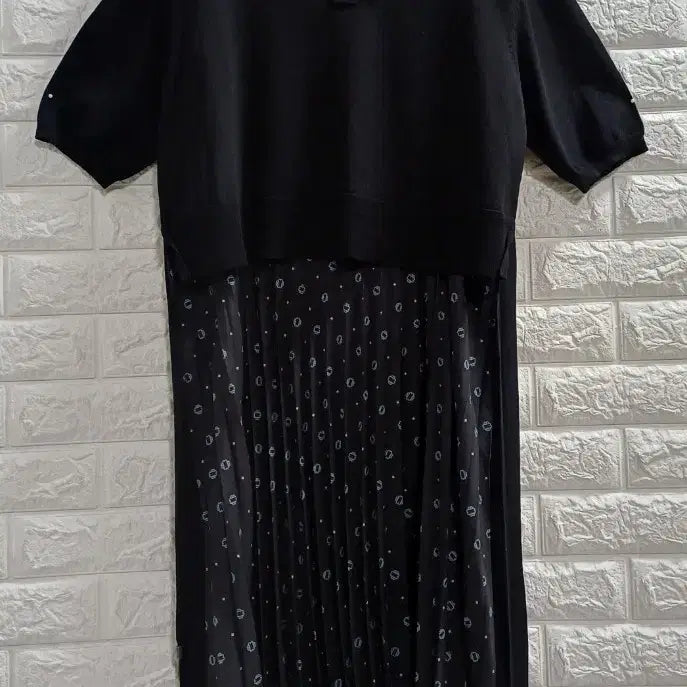 [BUNJANG] KARA Pleated Knit Long Dress / 카라플리츠 니트롱원피스