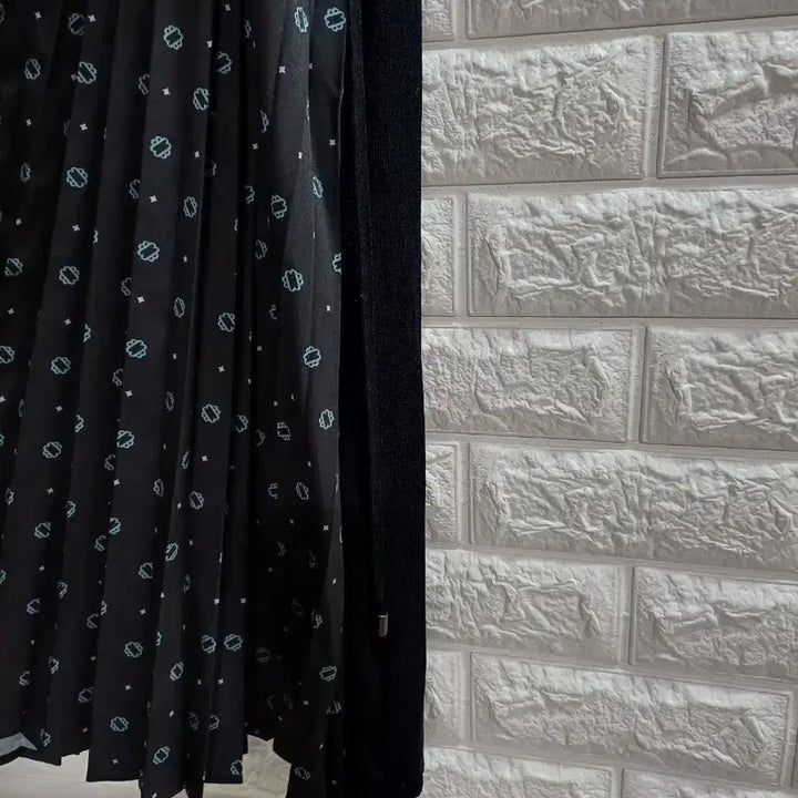 [BUNJANG] KARA Pleated Knit Long Dress / 카라플리츠 니트롱원피스