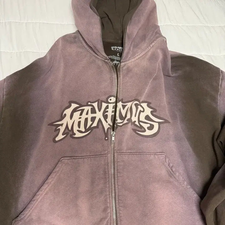 [BUNJANG] Travis Scott Tour Hoodie Zip-up (L Size) / 트래비스스캇 투어 후드집업 L사이즈