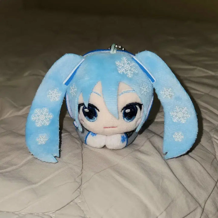 [BUNJANG] Hatsune Miku Yukimiku Huggy Chara Plush Keychain / 하츠네미쿠 2014 유키미쿠 허그캬라 인형 볼체인 키링