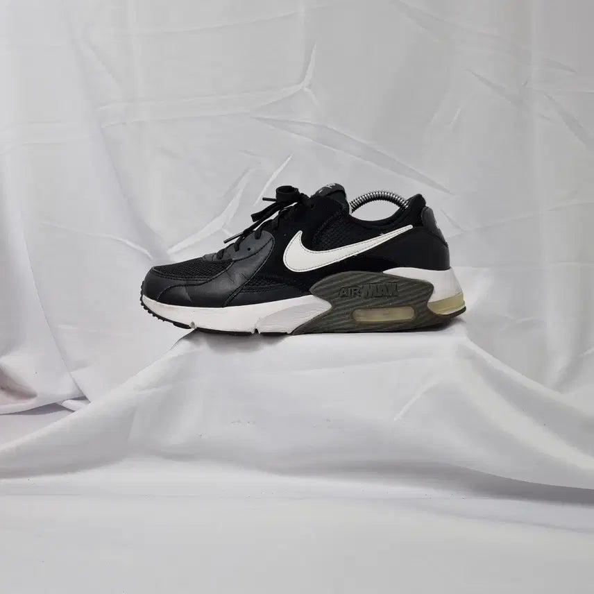[BUNJANG] Nike Air Max Excee Running Shoes Sneakers / 빈티지하서 265 나이키 에어맥스 엑시 러닝화  스니커즈