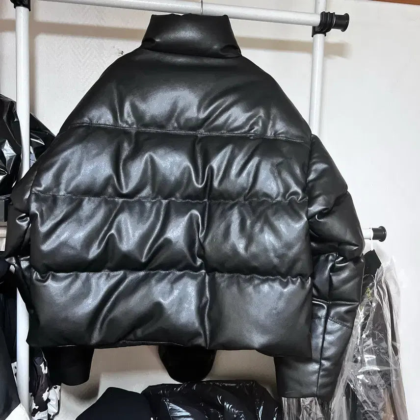 [SOLD OUT] [XL] 에이징씨씨씨 비건 레더 패딩