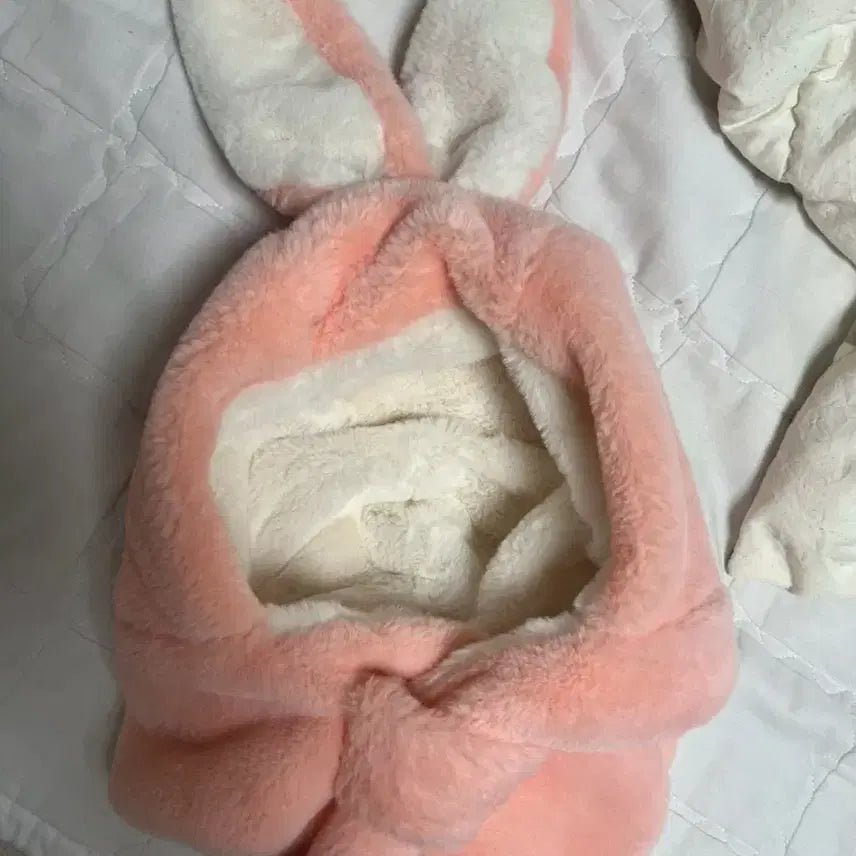 [BUNJANG] Pink Rabbit Furry Hat Neck Warmer / 토끼 귀 털모자 핑크색 넥워머