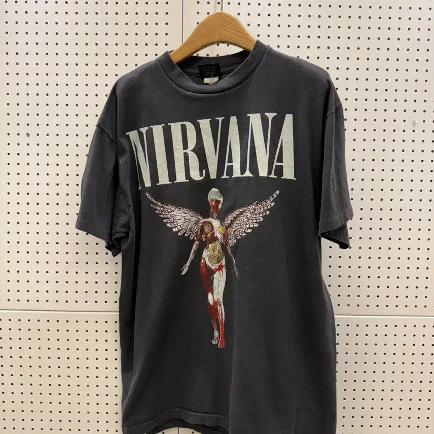 [SOLD OUT] 빈티지 너바나 3집 앨범 프린팅 반팔 티셔츠 U1579