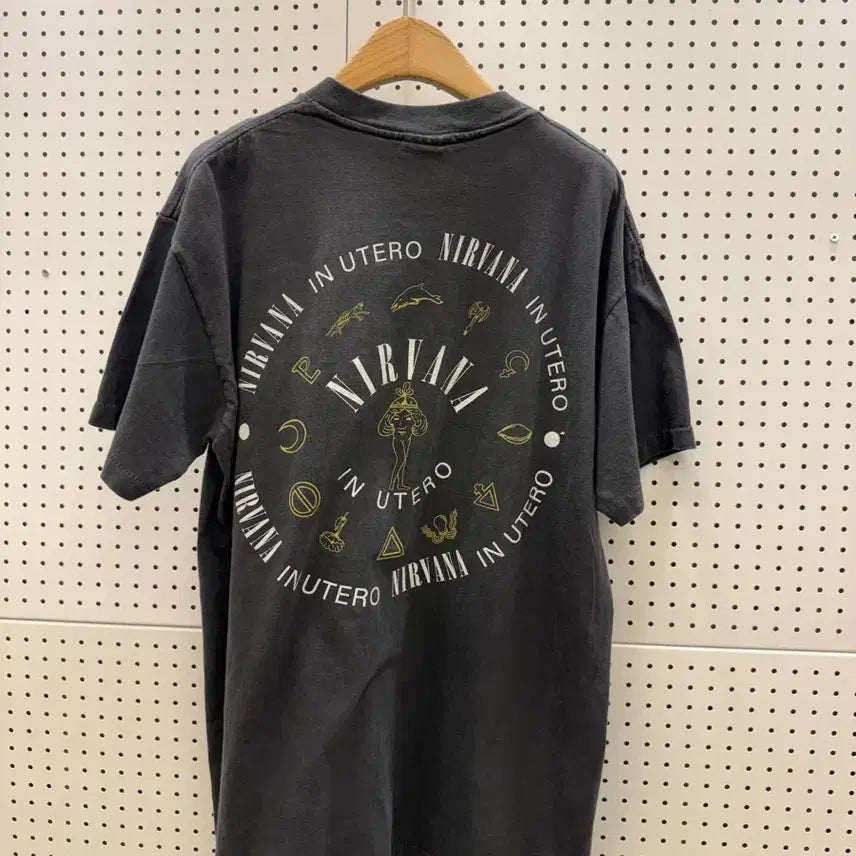 [SOLD OUT] 빈티지 너바나 3집 앨범 프린팅 반팔 티셔츠 U1579