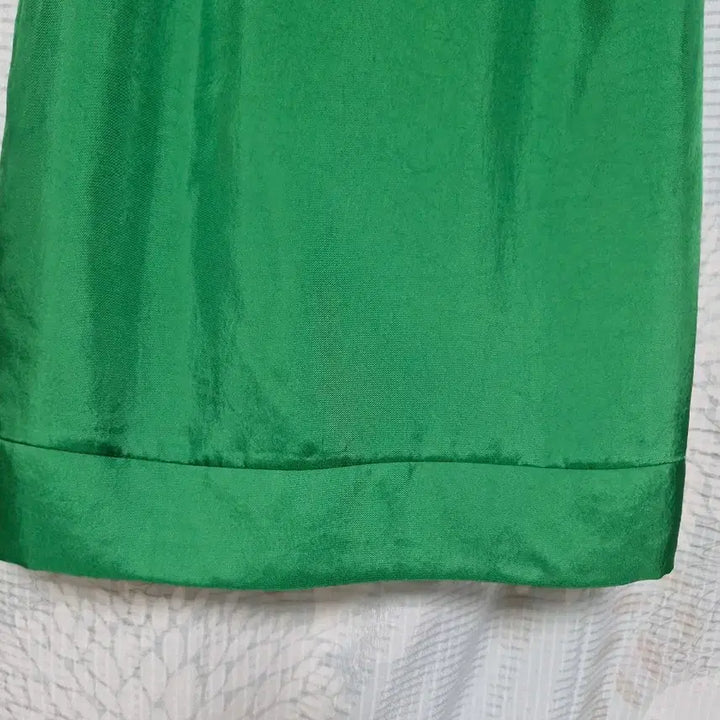 [BUNJANG] VALENCIA Green Ruffle Dress / VALENCIA 그린 러플 원피스