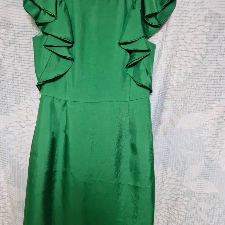 [BUNJANG] VALENCIA Green Ruffle Dress / VALENCIA 그린 러플 원피스