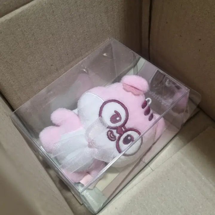[SOLD OUT] [미개봉/새상품] T1 도란 애니멀 벚꽃 인형 키링