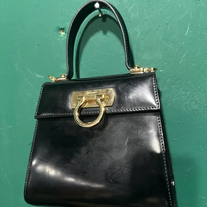 [BUNJANG] Ferragamo Kelly Top Handle Bag / 페레가모 탑핸들 켈리백