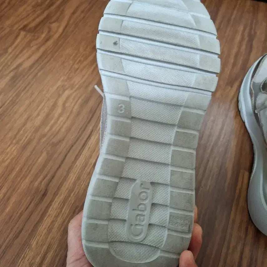 [BUNJANG] Gabor Sneakers Silver/Beige 230mm / Gabor 스니커즈 230mm 실버/베이지  매우깨끗