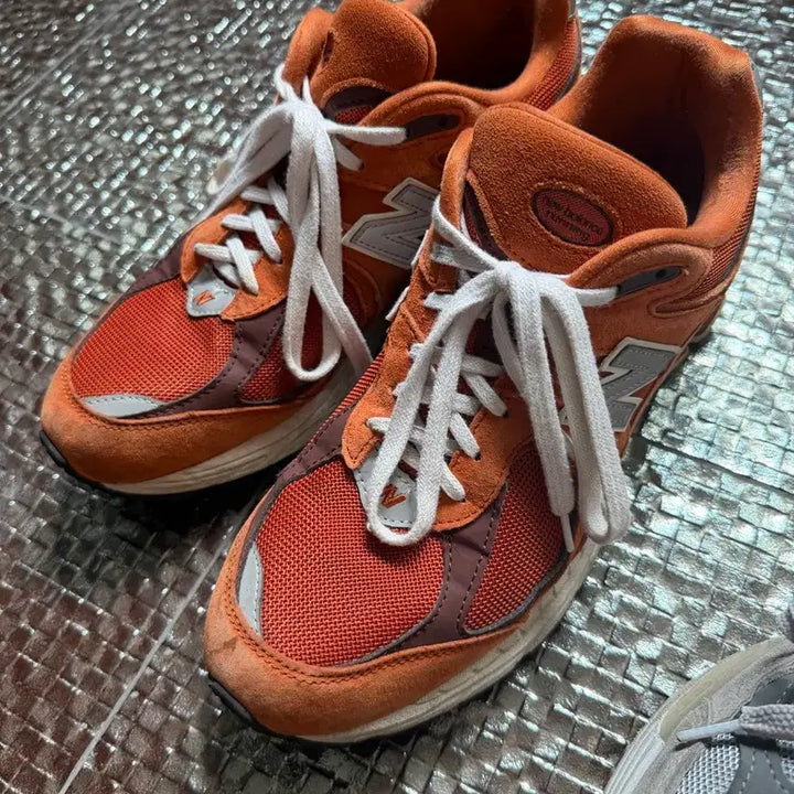 [BUNJANG] New Balance 2002R Rust Oxide Sneakers / 뉴발란스 2002R 러스트 옥사이드 [280]