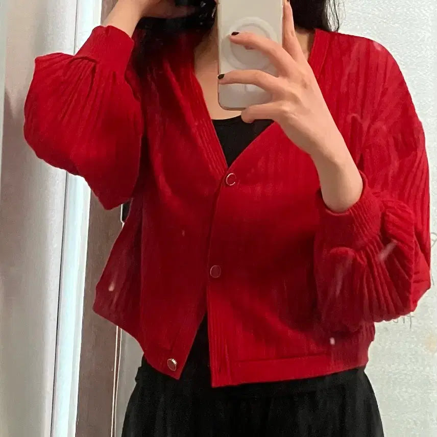 [BUNJANG] Red Cropped Fit Cardigan / 빨간 크롭핏 가디건