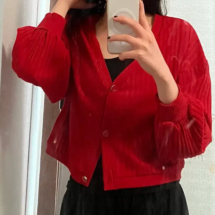 [BUNJANG] Red Cropped Fit Cardigan / 빨간 크롭핏 가디건