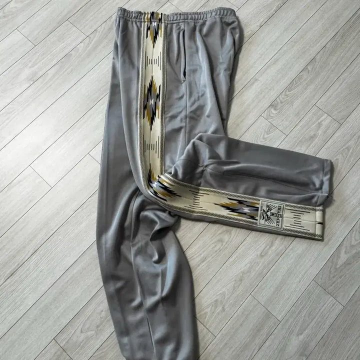 [BUNJANG] Kapital Smooth Jersey Coach &amp; Zephyr Track Pants - Gray - Size 4 / 캐피탈 스무스 저지 코치&amp;제피르 트랙팬츠 4(새상품)