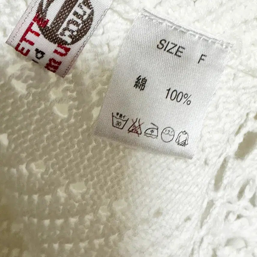 [BUNJANG] Vintage Two-Button Knit Vest / 일본빈티지 투버튼트임뜨개조끼베스트 화이트모리걸하구미룩갸루y2k히피