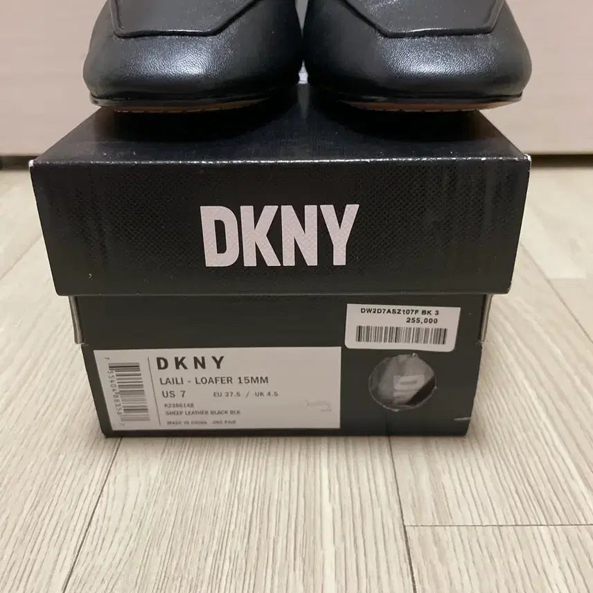 [BUNJANG] DKNY Black Leather Loafers Size 240 / 새) DKNY 블랙 가죽 로퍼 240
