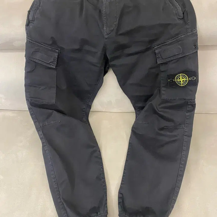 [SOLD OUT] 스톤아일랜드 카고 조거팬츠 판매
