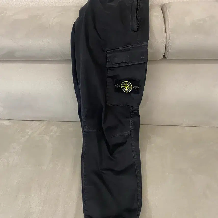 [SOLD OUT] 스톤아일랜드 카고 조거팬츠 판매