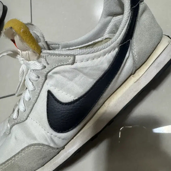 [BUNJANG] Nike Waffle Trainer 2 Sneakers / 나이키 와플 트레이너2